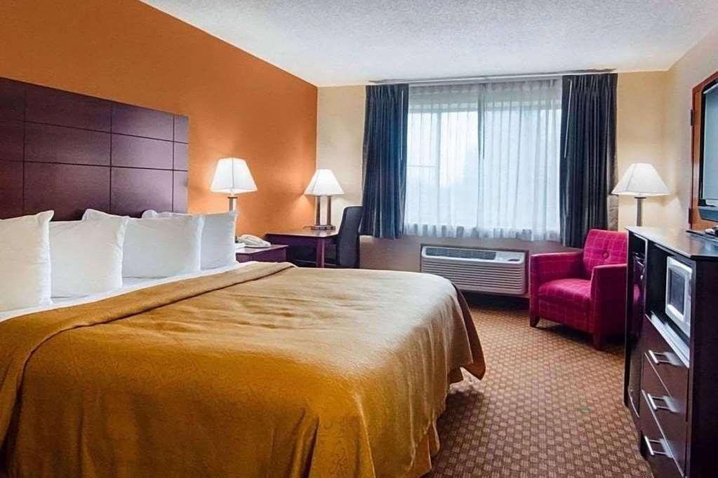 Super 8 By Wyndham Sturtevant Racine Pokoj fotografie